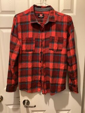 Quiksilver Men's Red and Blue Plaid Button-Down Shirt